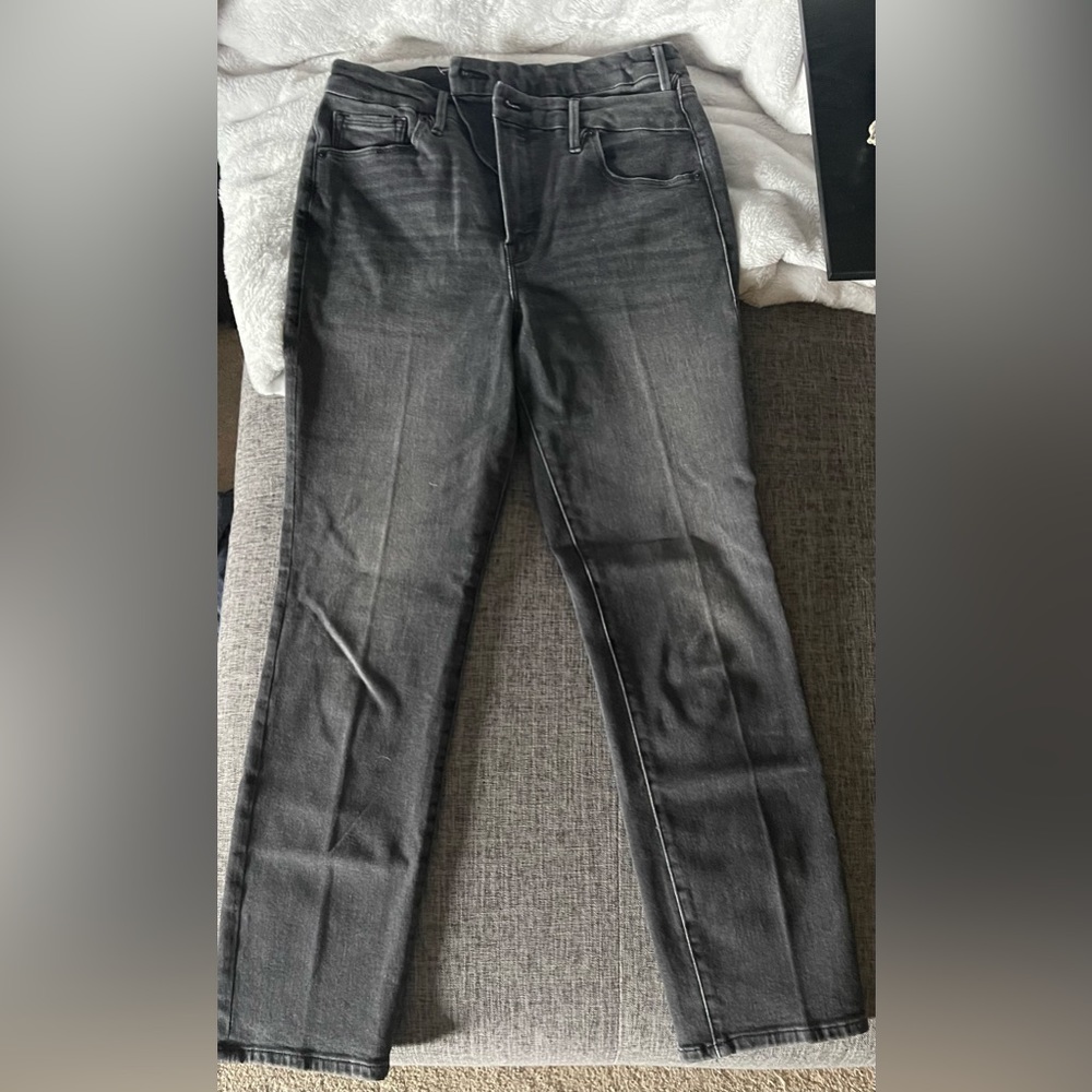Good American Straight Leg